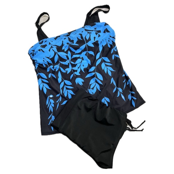 Women’s Blue & Black Leaf Print Takini 2-Piece Swinsuit. XL - Picture 2 of 8
